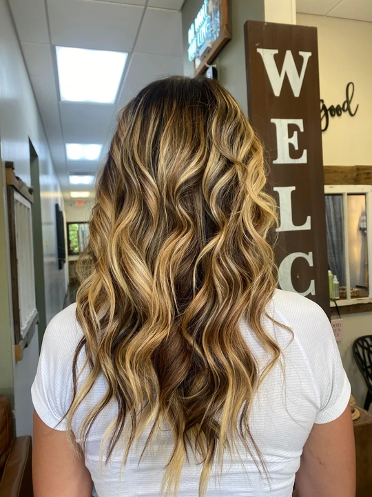 Custom dimensional highlights and lowlights
